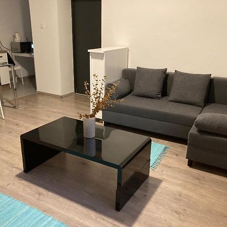 Downtown Modern 3 Bedrroom+ Living Room Apartment Wesselenyi 1.3 Szombathely Esterno foto